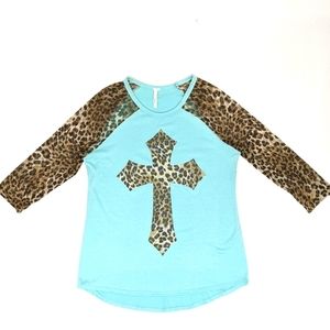 Cheetah Print Cross Quarter Sleeve Shirt